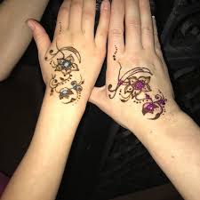 An important part of indian culture, the use of henna has become increasingly popular in the united states, with henna artists providing henna tattoos for weddings, as event. Photos At The Art Of Henna Walt Disney World Resort 47 Visitors