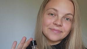 Amazon.com : Sally Hansen Hard As Nails®, Vitamin Strength Serum™,  Moisturizing Treatment, Nail Strengthener, Inlcudes Vitamins A, C, and E :  Beauty & Personal Care