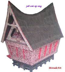 Rumah adat suku pakpak credit: Handicraft Miniatur Rumah Adat Batak Photos Facebook