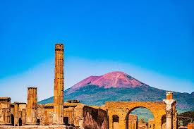 The Volcanoes Of Italy: The Only Active Volcanoes In Mainland ...
