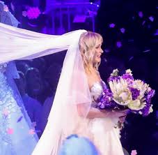Der nachfolgekampf wird auch über den künftigen kurs der partei von angela merkel entscheiden. Gntm Finale 2019 Desastrose Selbstdemontage Inklusive Live Hochzeit Welt