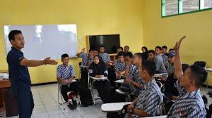 Maybe you would like to learn more about one of these? Ktb Gelar Program Fuso Belajar Menginspirasi Tahap Ii Untuk Smk Di Malang Dan Bekasi Tribunnews Com Mobile