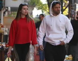 Επειδή όμως το σώμα των παιδιών είναι μικρό, εκείνα συχνά όταν πονάνε στο στήθος δείχνουν όλη. Kwnstantinos Argyros H Antidrash Toy Otan Ton Rwthsan Gia Thn Syntrofo Toy Video