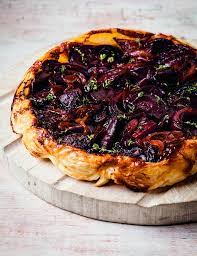 Red Onion And Beetroot Tarte Tatin Recipes Hairy Bikers Recipe Beetroot Recipes Tarte Tatin Recipe Tarte Tatin