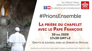 Cette venue du pape dans la grande île est notamment marquée par une communion. Prions Le Chapelet En Communion Avec Le La Vie Catholique Facebook