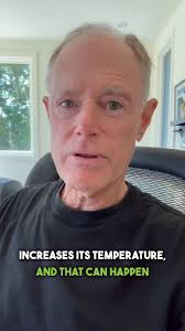 Can a keto diet support mental health? I spoke with @georgiaedemd who  co-authored the first inpatient study of the ketogenic diet for serious  mental illness, developed the first medically accredited course in