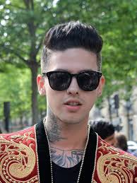 T. Mills : Biographie et actualités