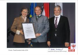 Zuständig für angelegenheiten des gewerbes und der industrie, vergabewesen, datenschutz, jugend, familie, seniorinnen. Press Releases Detail Www Empl At