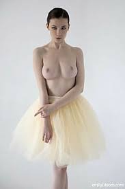 Emily Bloom - Free nude pics, galleries & more at Babepedia