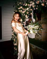Cyrus confirmed the news wednesday in a series of instagram posts, including a picture of the couple embracing during the. Miley Cyrus Shared Pics Of Her Fooling Around With Her Wedding Bouquet And They Re Instant Classics Miley Cyrus Wedding Miley Miley Cyrus Pictures
