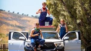 He currently resides in calabasas, california, usa. Jake Paul Ohio Fried Chicken Song Feat Team 10 Official Music Video Youtube