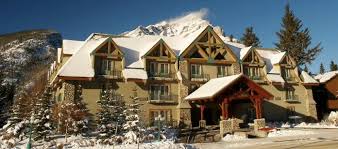 It is also less than 15 minutes away from the banff upper hot springs. Banff Inn Snowseekers