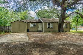 We provide a cost calculator, pricing tools, and more so you'll know exactly what it will cost to live in the city you love. 4 And Up Bedroom Houses For Rent In Tampa Fl Forrent Com