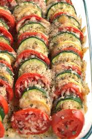 Parmesan Tomato Zucchini Bake Is A Simple Recipe With Layered Fresh Tomatoes Zucchini And Summer Squash Topped With Recipes Veggie Dishes Tomato Zucchini Bake