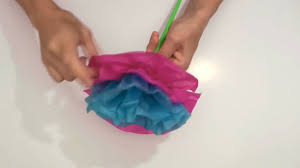 To make the flowers, layer five or six rectangular sheets of the same size tissue paper (the colors can be mixed or not). How To Make Mexican Paper Flowers 7 Steps With Pictures