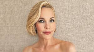 Get the Formula: Leslie Bibb's Rich Bitch Blonde