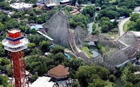 Six flags fiesta texas unveils its newest addition and structural landmark — the highly anticipated hybrid coaster iron rattler. Six Flags Blames German Company For Texas Giant Death