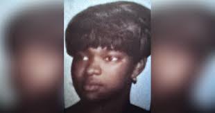 Earl Liles's Instagram, Twitter & Facebook