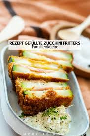 Rezept Gefullte Zucchini Fritters Mit Ziegentopfen Guacamole Eine Hommage An Die Kuche Meiner Familie Rezepte Lebensmittel Essen Gefullte Zucchini Rezepte