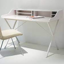 Der stylische schreibtisch smoozy 8 punktet mit einer frischen farbgebung, einer qualitativ hochwertigen verarbeitung und einer großzügigen arbeitsfläche. Die Besten Schreibtische Fur Zu Hause Living At Home