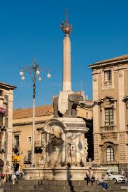 Besuchen sie die wichtigsten kulturellen sehenswürdigkeiten der stadt und genießen sie beeindruckende architektur. Catania Sehenswurdigkeiten Sicilia Ferien De
