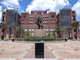 Bobby bowden said he posed for the statue by standing in the stadium while a photographer took snap shots. Florida State Seminoles How Fsu Can Use The Process To Rebuild Tomahawk Nation