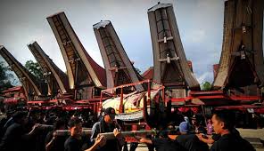 Masyarakat india merupakan etnik ketiga terbesar di malaysia dan juga salah. 10 Upacara Pemakaman Terunik Yang Hanya Ada Di Indonesia Boombastis