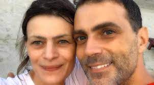 Iubitul ei, oltin hurezeanu a făcut anunțul tragic, la fel și fosta colegă de breaslă a cătălinei, roxana voloșeniuc. Mophg8a81lvghm