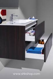 Grosser waschtisch viel stauraum sanctzary uithaven 10c d ouwe haven grosse auswahl an waschbecken mit unterschrank in ihrem badezimmer waschtische neues bad stauraum baden auszug hilfe waschbecken schminktisch. Die 400 Besten Ideen Zu Laufen Badezimmer Innenausstattung In 2021 Badezimmer Innenausstattung Badmobel Badezimmer Trends