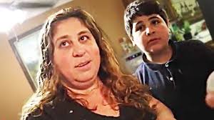 You actually put on the most accurately like blogging and doing some instagram is there snap chatting like i just met david bowie yeah there's, a little pause and i'm. David Dobrik Jonah S Mom Best Moments In The Vlog Youtube