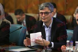 Ministrul Economiei Cozile Ce Se Creează La Supermarketuri Un Focar De Infecție Stocurile De Alimente Sunt Suficiente Evenimentul Zilei