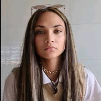 3400+ Profile mit dem Suchbegriff „Hazel“