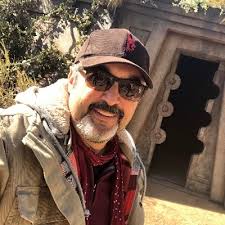 Melanie Main (@main_melanie)