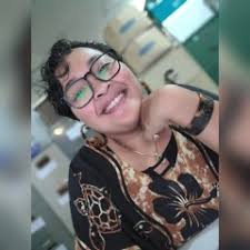 Stream Bee Michael music