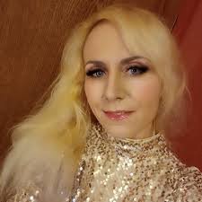 Adrian Briones🇺🇸 (@brio13281)