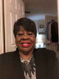 Candice Crow's Instagram, Twitter & Facebook