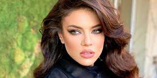 Acum este gravida din nou si se pregateste pentru o noua nastere cu perineu intact. Cine Este De Fapt Christina Ich BucureÈ™teni