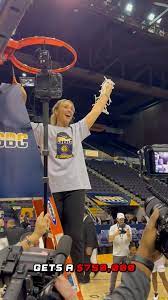 Tennessee has a new women's HC - Kim Caldwell from Marshall. #NCAAW  #basketballnews @coachyoungnj