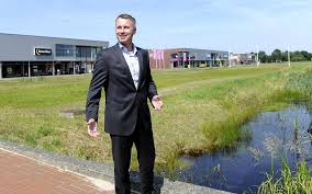 eigenaar winkelpark begrijpt niets van gemeenteraad hoogezand sappemeer dagblad van het noorden