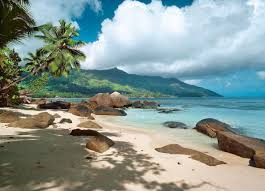 Najbliższe państwa i terytoria zamorskie to mauritius i reunion na południu oraz malediwy na. Seszele Itaka Island Ocean Seychelles