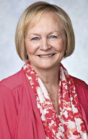 Lynn Jaynes's Instagram, Twitter & Facebook