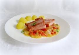 Leberkase Mit Kartoffelpuree Rezept Rezept In 2020 Portionen Einfache Gerichte Lebensmittel Essen