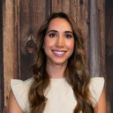 Cassie Craig's Instagram, Twitter & Facebook