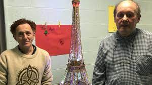 Ne nous leurrons pas, paris avait déjà prouvé son charme au monde entier bien avant. Une Tour Eiffel Etonnante Realisee Par Deux Passionnes