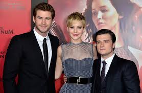 But jennifer lawrence, liam hemsworth and josh hutcherson still put their all into a series of bizarre games during an appearance on spanish tv show el. Josh Hutcherson Jennifer Lawrence Liam Hemsworth Liam Hemsworth Photos The Hunger Games Catching Fire Premieres In La Part 3 Zimbio
