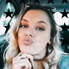 Abbi Larson (aaabbigaaail)