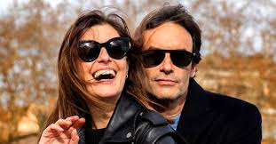 L'acteur français anthony delon va se marier avec la comédienne italienne sveva altivi, un an après leur rencontre. Anthony Delon La Liste De Photos Avec Sa Compage Qu Il Partage Avec Ses Fans