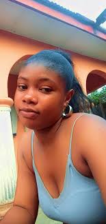 Please make me wearing pinafore and make up plz