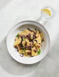 Photo Maltagliatis sauce aux oignons pour 4 personnes - Recettes - Elle  ...