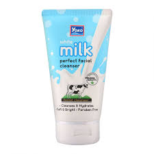 The shaking action adds air to the milk to make it foamy and frothy. Yoko Gold White Milk Perfect Facial Cleanser 100ml Afro Glamour Cosmetics